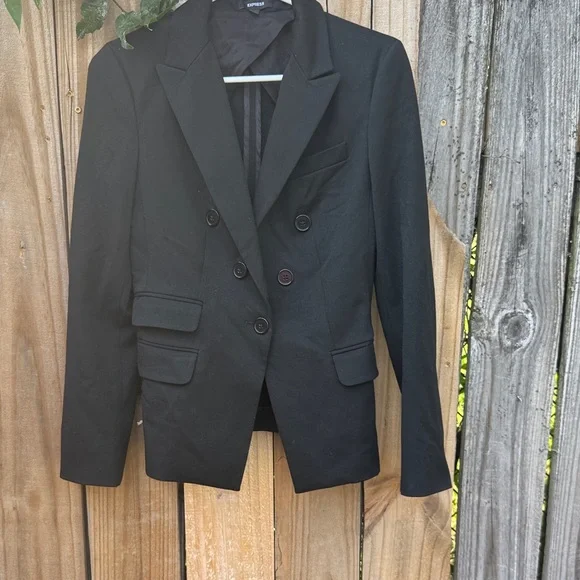 Express Classic Black Blazer - Picture 2 of 6